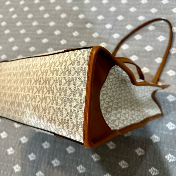 Michael Kors Tote - Picture 3 of 6